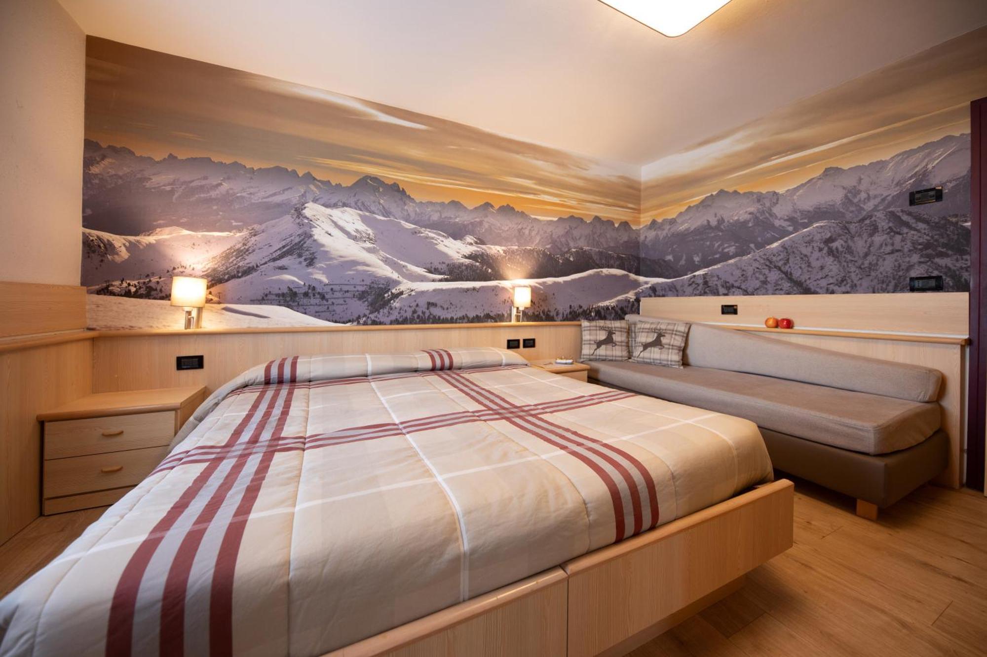 Albergo Venezia Passo Rolle Luaran gambar